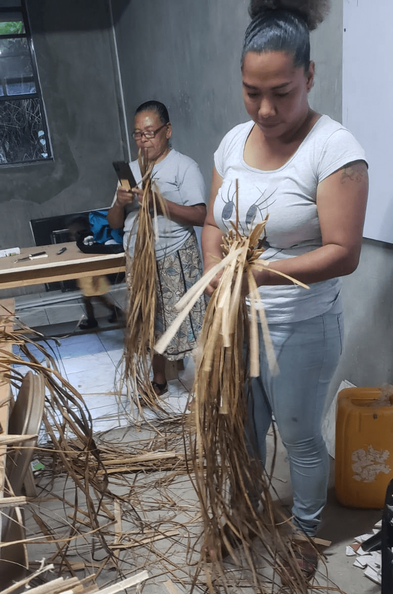 f31d9b4a-f286-4eb4-be28-2c17f1a31ffd (1)